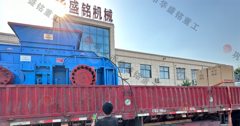 鐵礦石液壓對輥破碎機的維護成本如何？工作原理是什么？