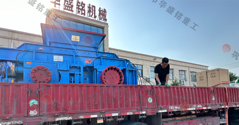 華盛銘廠家的對(duì)輥制砂機(jī)怎么樣？市場(chǎng)價(jià)一臺(tái)多少錢(qián)？